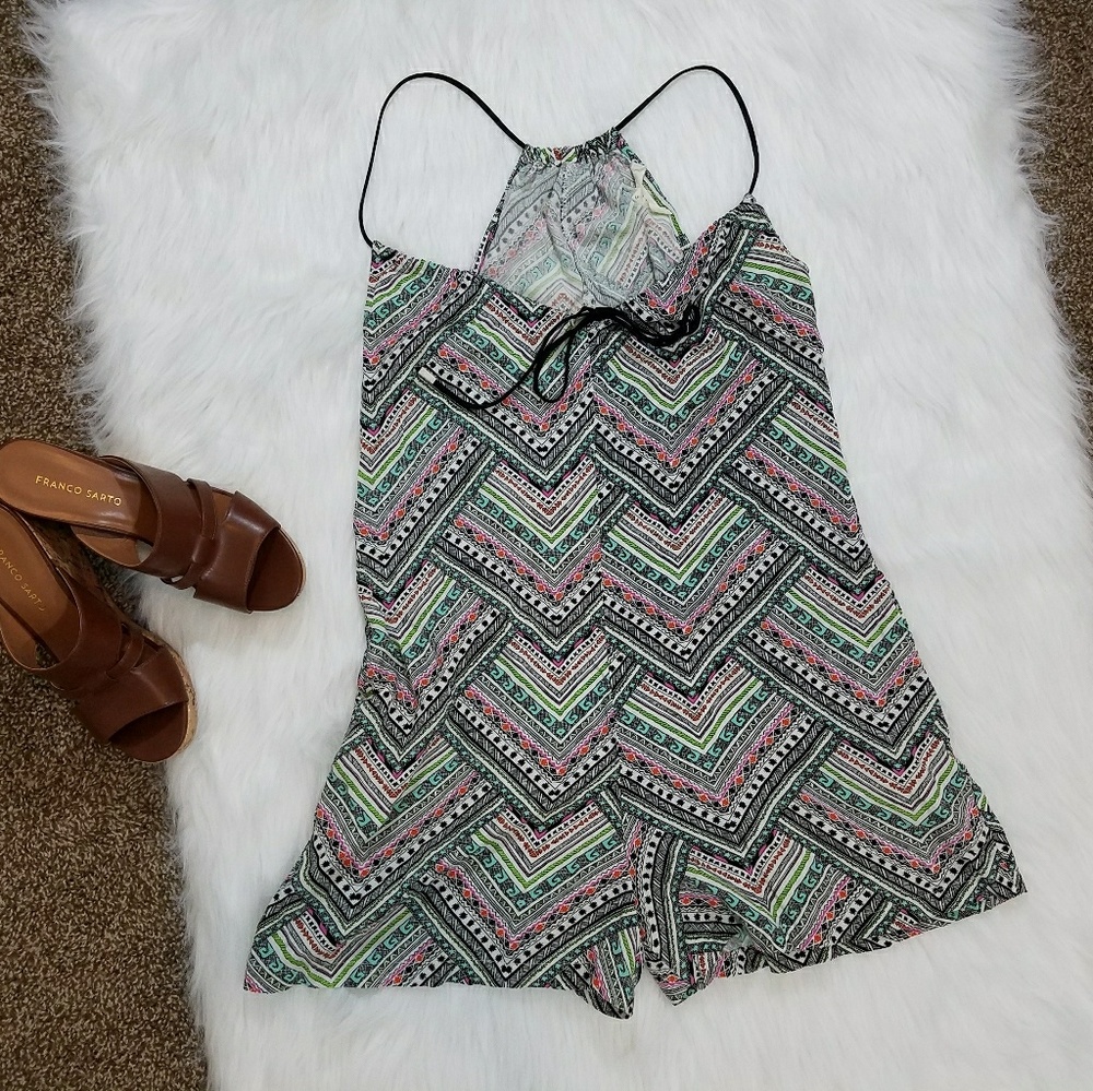 Love Stitch romper adjustable straps pockets